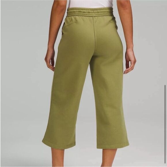 Lululemon Loungeful High Rise Wide Leg Crop Sweatpant Bronze Green - Picture 10 of 10